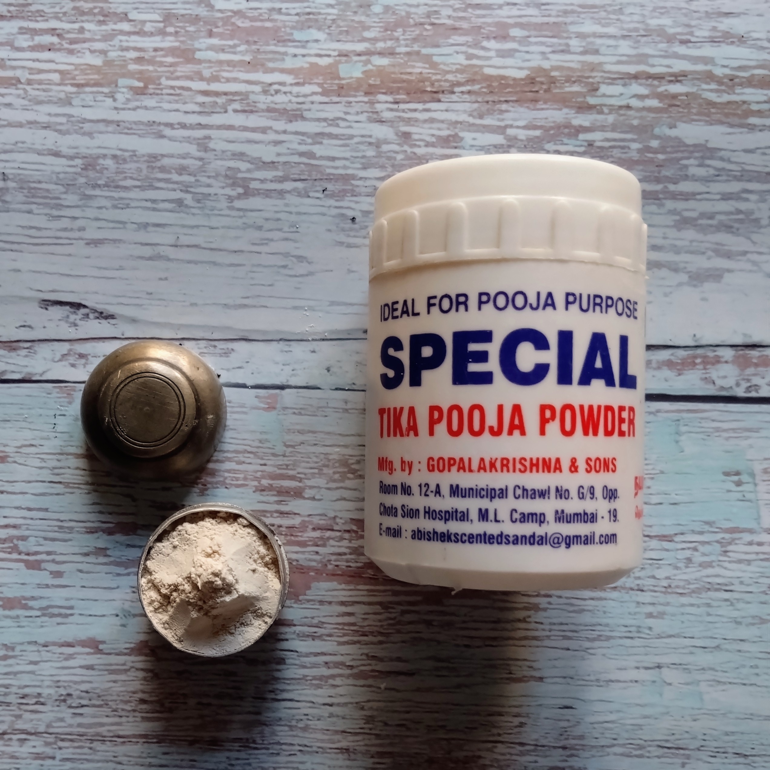 Special White Tikka Pooja Powder - 50g - Image 3