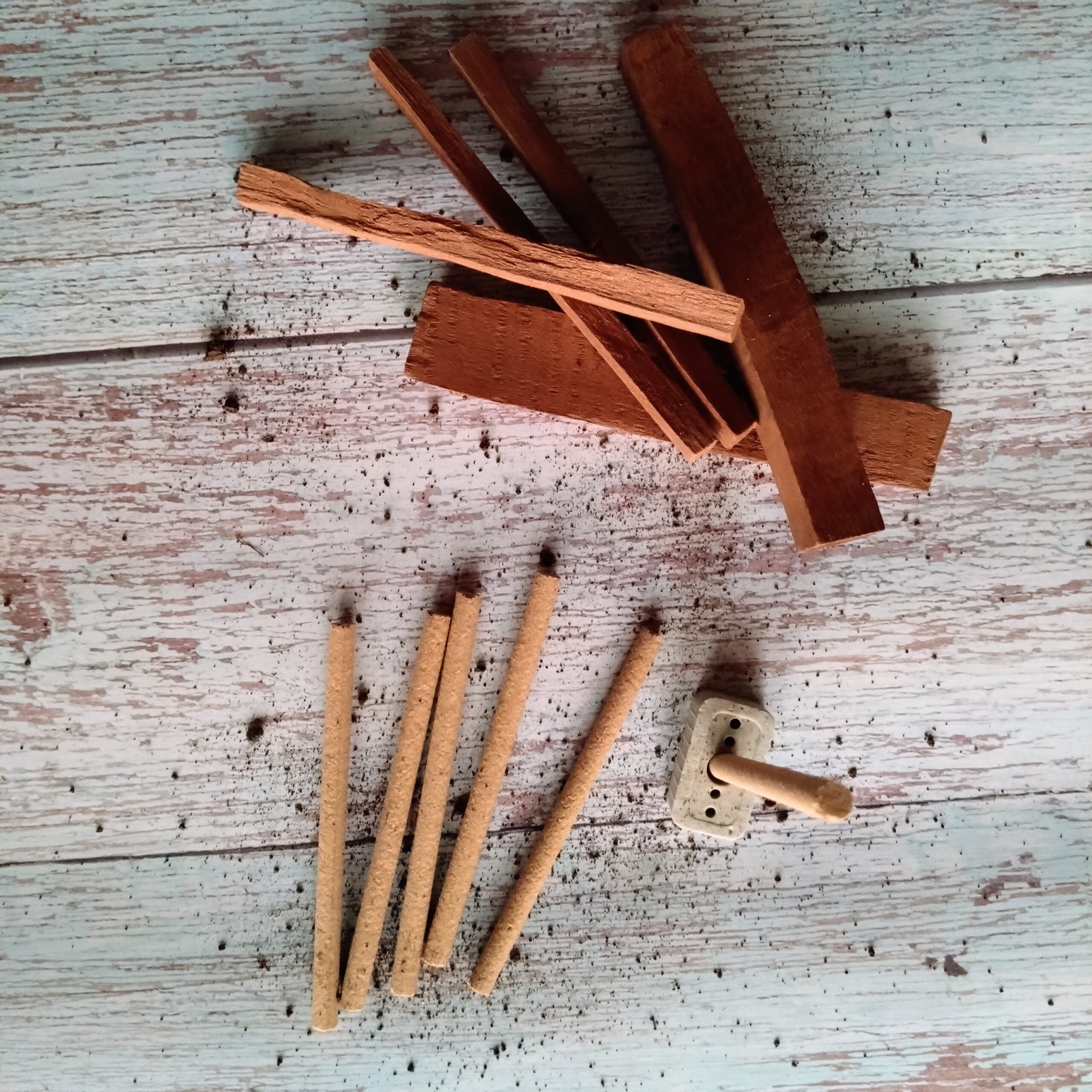 Swamul Oudh Bambooless Dhoop Sticks 4" - 100g - Image 3
